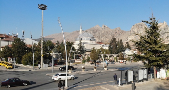 Bakan Koca uyardı, caddeler boş kaldı