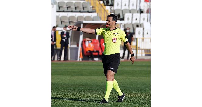 Antalyaspor – Galatasaray maçını Suat Arslanboğa yönetecek