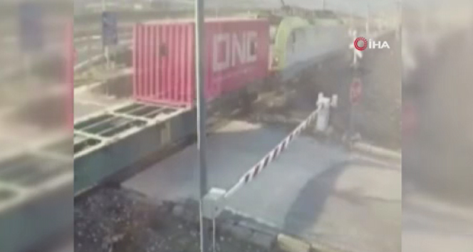 Pozantı’daki tren kazasının güvenlik kamerası görüntüleri ortaya çıktı!